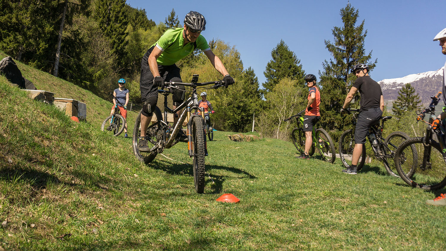 Sicher und sauber biken. Kurventechnik